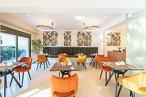 Philia Center Suites