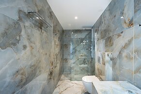 Philia Center Suites