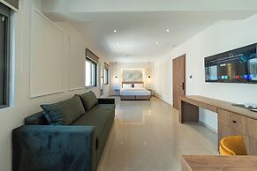 Philia Center Suites