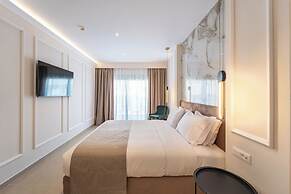 Philia Center Suites