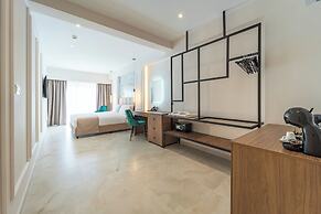 Philia Center Suites