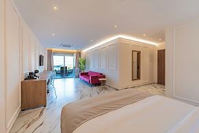 Philia Center Suites