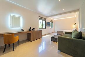 Philia Center Suites