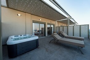 Philia Center Suites