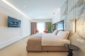 Philia Center Suites