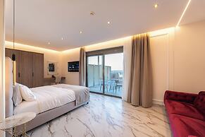 Philia Center Suites
