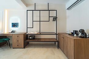 Philia Center Suites