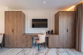 Philia Center Suites