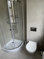 Mololo Art Hotel