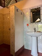 Bwana Tembo Safari Camp