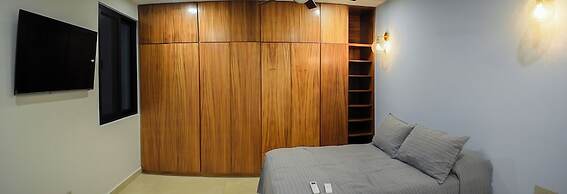 EOS Suites