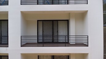 EOS Suites