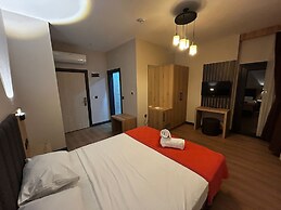 Mayavera Otel
