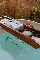 Outpost 12 - A Sinali Experience - Kanha