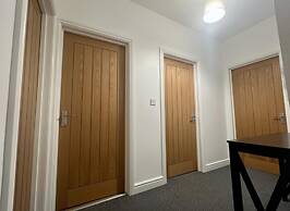 Construction Crew Quarters:5brfree Wifi & Parking