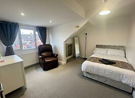 Construction Crew Quarters:5brfree Wifi & Parking