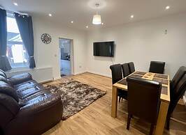 Construction Crew Quarters:5brfree Wifi & Parking