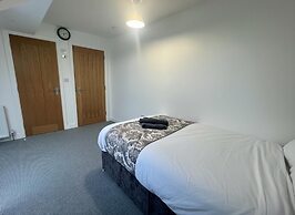 Construction Crew Quarters:5brfree Wifi & Parking