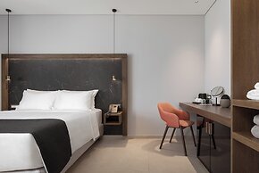 Avant Blue Boutique Hotel