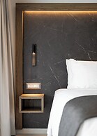 Avant Blue Boutique Hotel