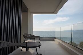 Avant Blue Boutique Hotel