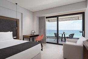 Avant Blue Boutique Hotel