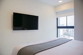 w Charming 2BR w Balcony in Miraflores