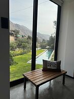 w Elegant 7BR Home w Pool in Santa Eualia