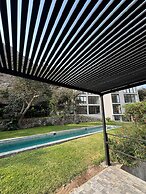 w Elegant 7BR Home w Pool in Santa Eualia