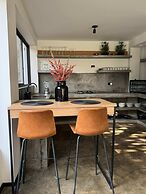 w Elegant 7BR Home w Pool in Santa Eualia