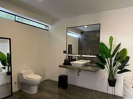 w Elegant 7BR Home w Pool in Santa Eualia