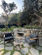 w Elegant 7BR Home w Pool in Santa Eualia