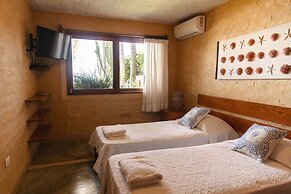 w Stylish 5BR House in Mancora