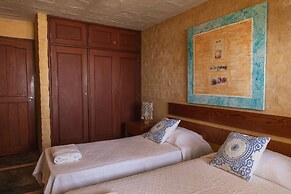 w Stylish 5BR House in Mancora