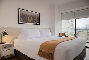 w Astounding 1BR w Balcony in Barranco