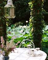 Charming 1BR Suite in Revislate