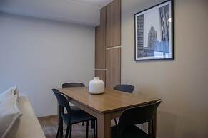 w Elegant 2BR w Distinctive Deco in Miraflores