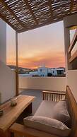 Mykonos Dot Suites