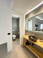 Mykonos Dot Suites