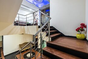 Nexhub Palace