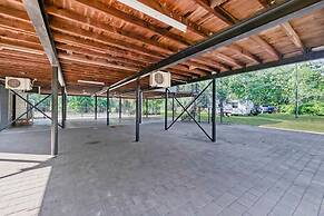 Zen Pandanus Point Pool - Backyard - Balcony