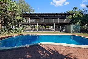 Zen Pandanus Point Pool - Backyard - Balcony