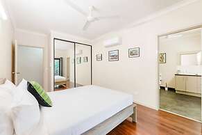 Zen Pandanus Point Pool - Backyard - Balcony