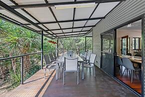Zen Pandanus Point Pool - Backyard - Balcony
