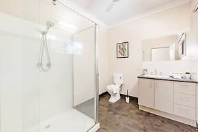 Zen Pandanus Point Pool - Backyard - Balcony