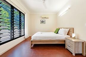 Zen Pandanus Point Pool - Backyard - Balcony