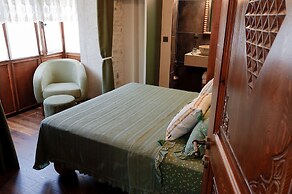 uroomsurla