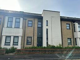 DH Aparthotels - Cromwell Apartment