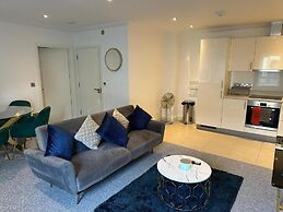 DH Aparthotels - Cromwell Apartment