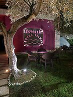 Velmar Hotel